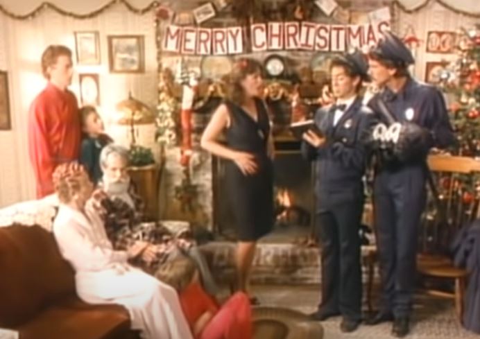 grandma-got-run-over-by-a-reindeer-lyrics